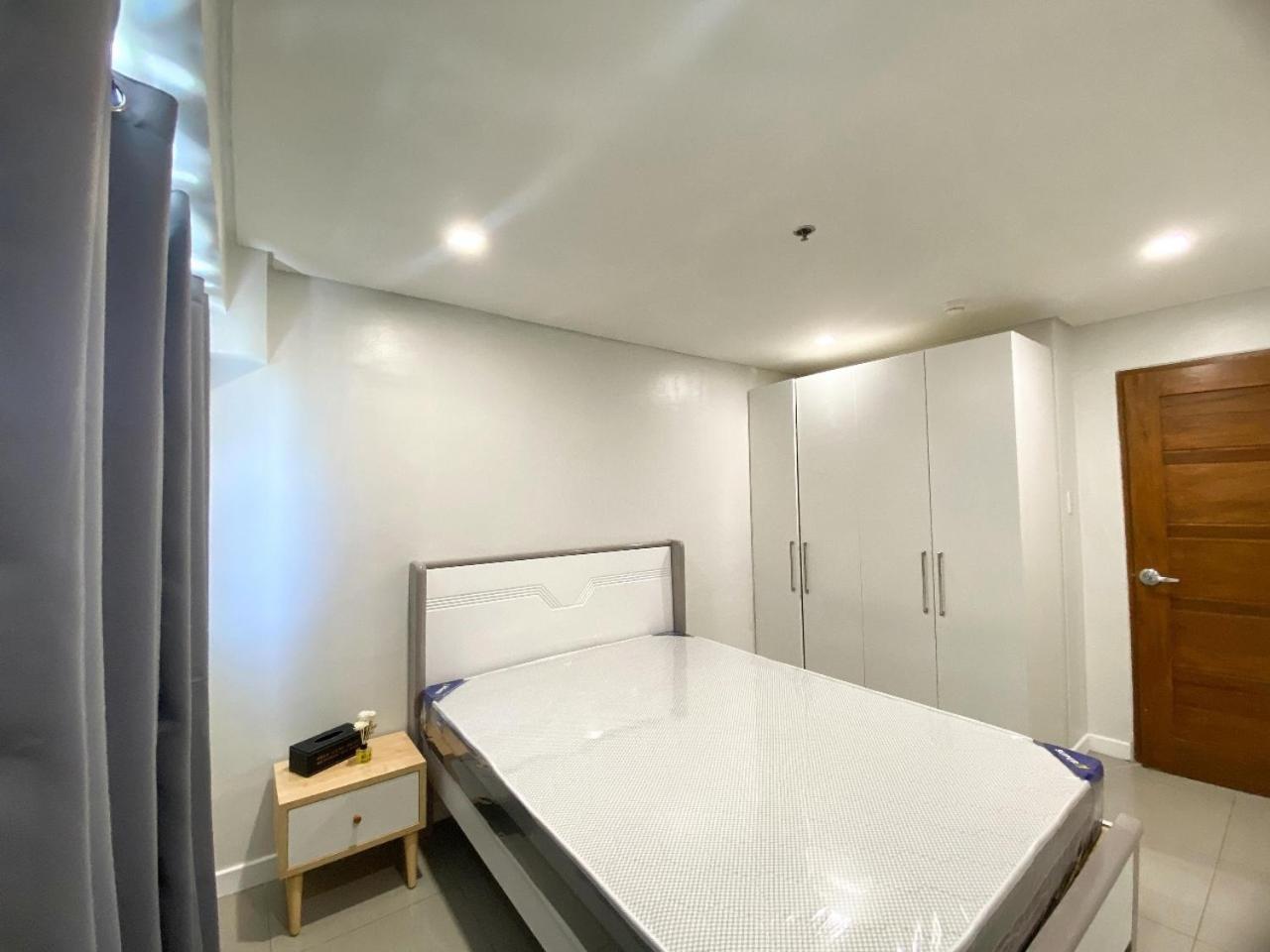 Sapphire Seaview Park Aparthotel Manila Eksteriør bilde
